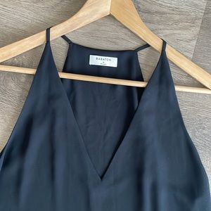 Aritzia Babaton Silky Loose Fit Black Flowy Cami Tank Top Size Medium M